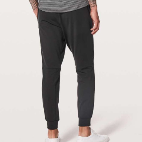 Lululemon Intent Jogger Sweatpants Black Inseam 31 Medium - Picture 16 of 16